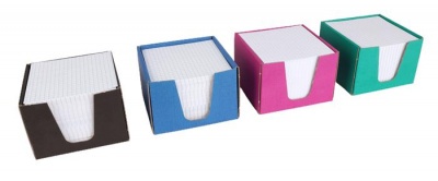 Poznámkový bloček, 100x100 mm, s dávkovačom, štvorčekový